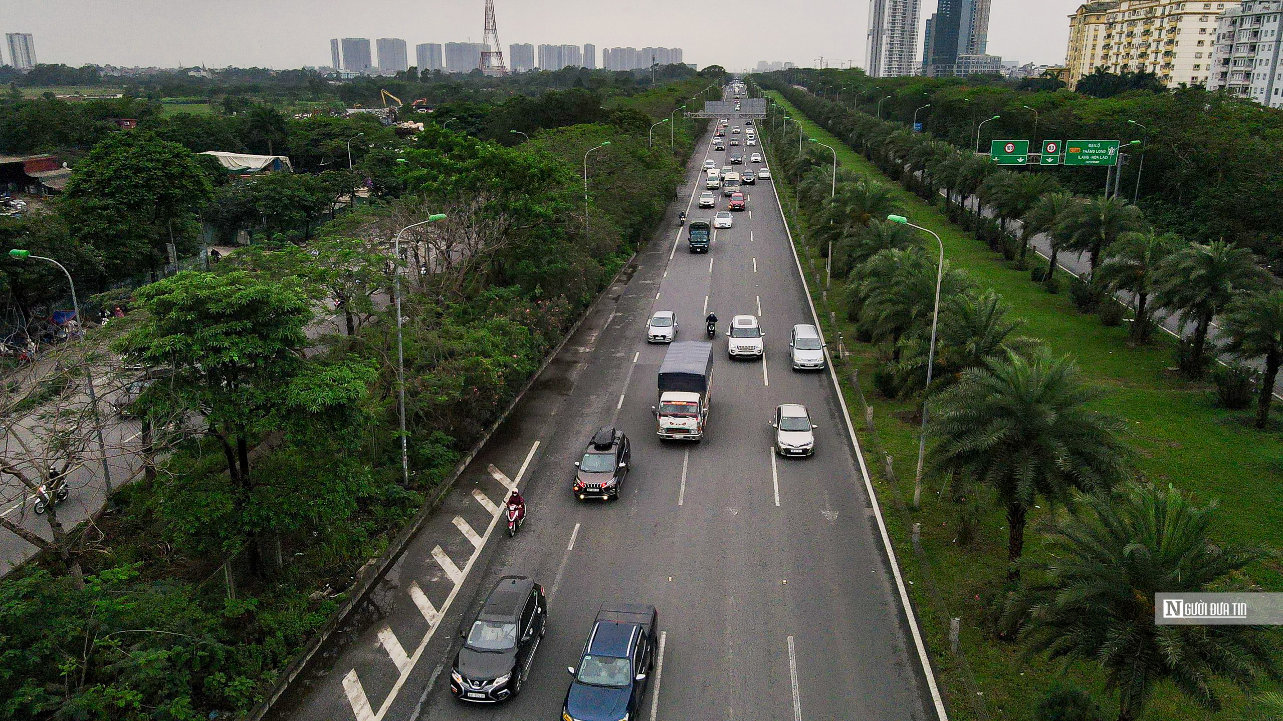 Dân sinh - Hà Nội: Xử phạt hàng loạt tài xế liều mình đi vào làn cao tốc (Hình 3).