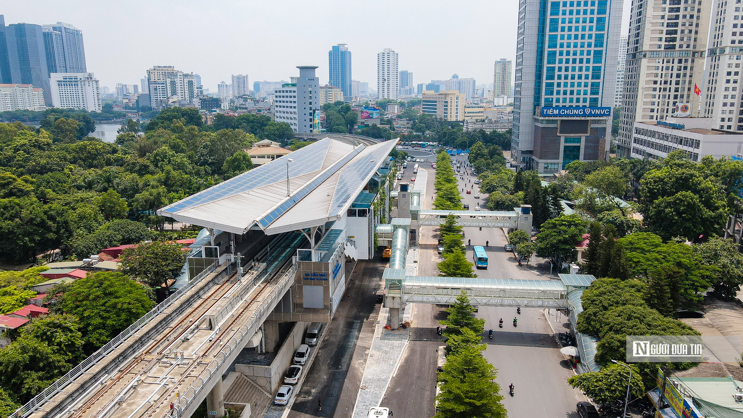 Sự kiện - Tháo dỡ hàng rào tôn bảo vệ  các nhà ga đường sắt Nhổn - ga Hà Nội (Hình 3).