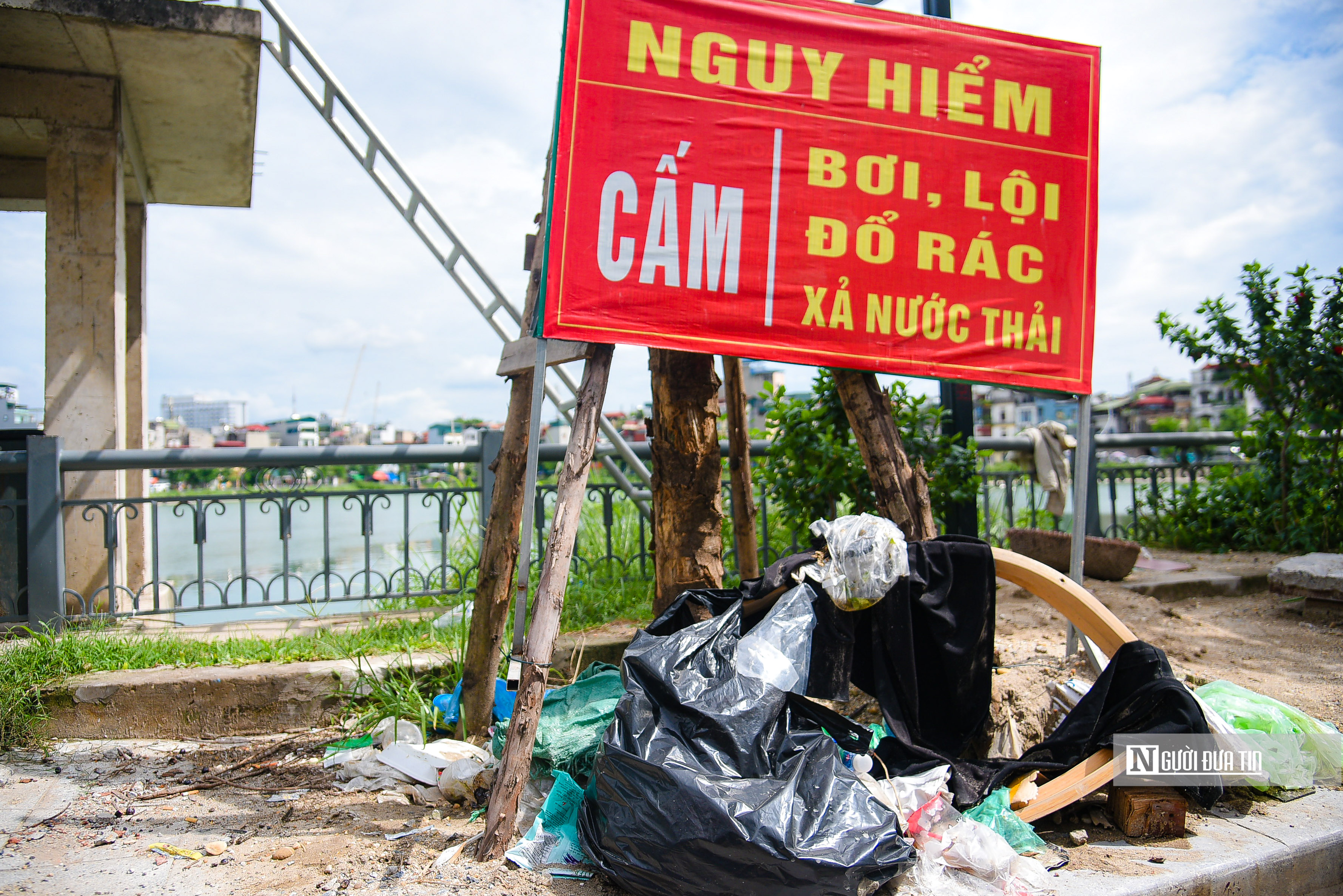 Dân sinh - Hồ nước rộng 2ha giữa lòng Thủ đô ô nhiễm nặng nề (Hình 10).