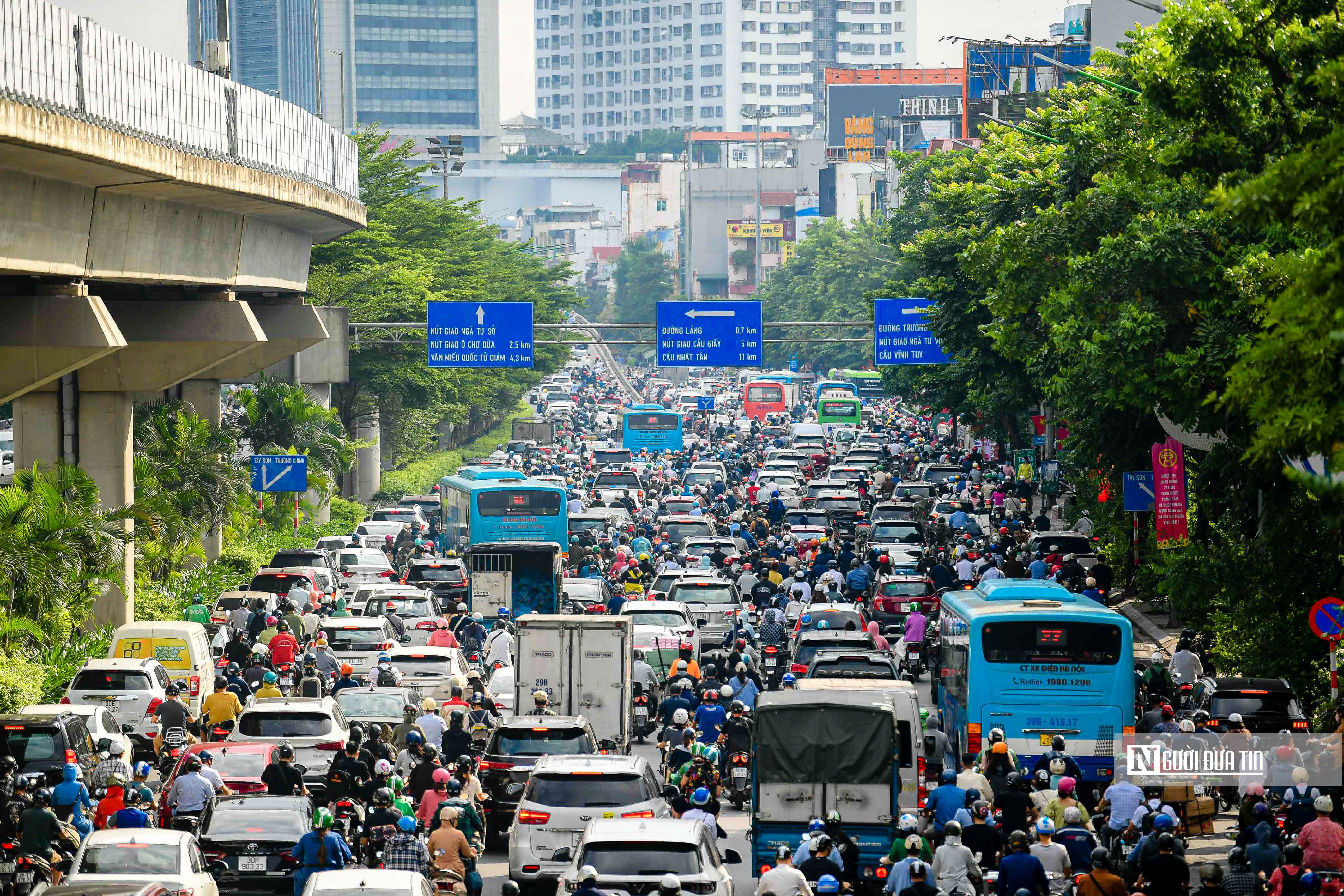 Sự kiện - Nhiều tuyến đường Hà Nội ùn tắc ngày khai giảng (Hình 7).