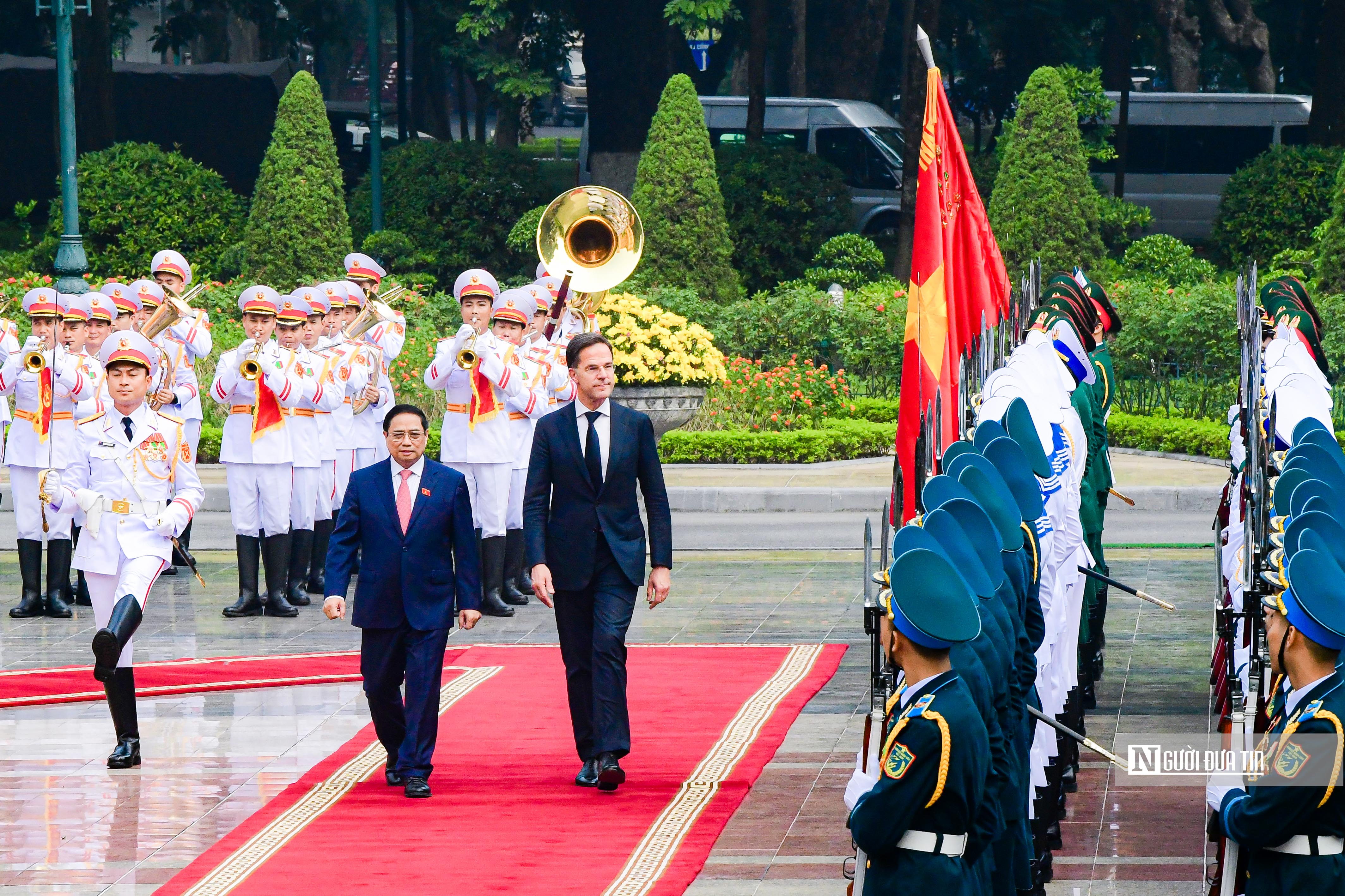 Tiêu điểm - Thủ tướng Phạm Minh Chính chủ trì lễ đón trọng thể Thủ tướng Hà Lan (Hình 8).