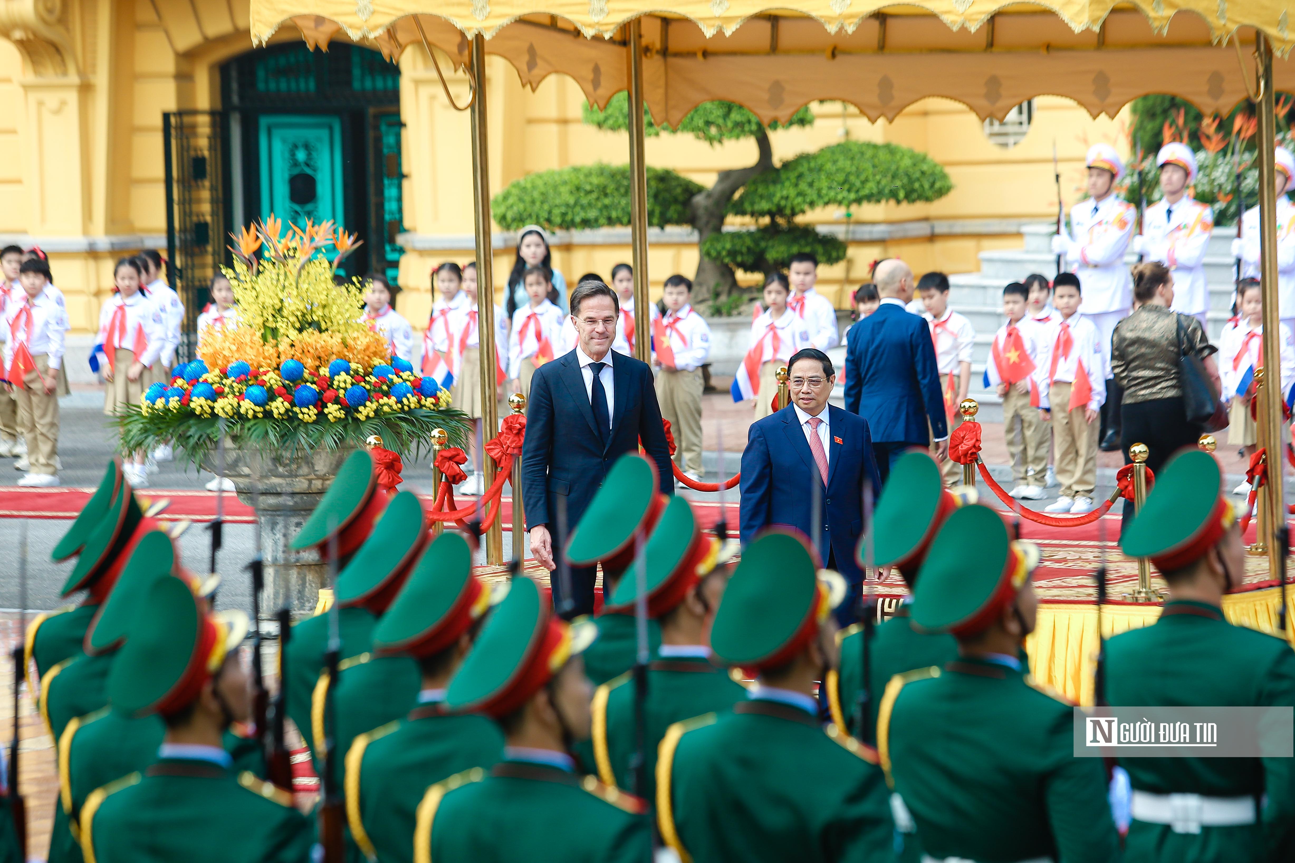 Tiêu điểm - Thủ tướng Phạm Minh Chính chủ trì lễ đón trọng thể Thủ tướng Hà Lan (Hình 6).