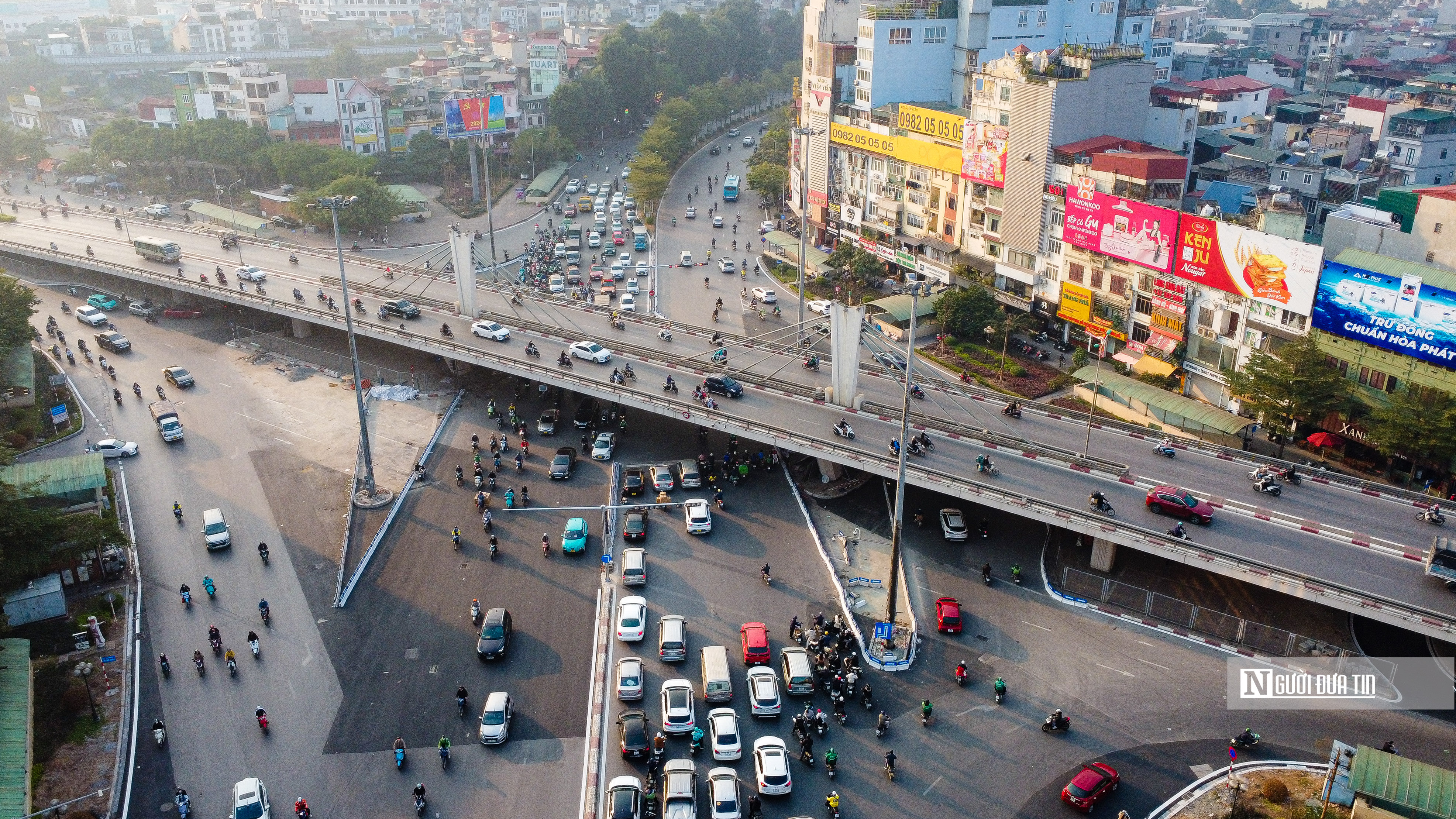 Dân sinh - Hà Nội: Người dân bớt khổ khi di chuyển qua nút giao Ngã Tư Sở  (Hình 2).