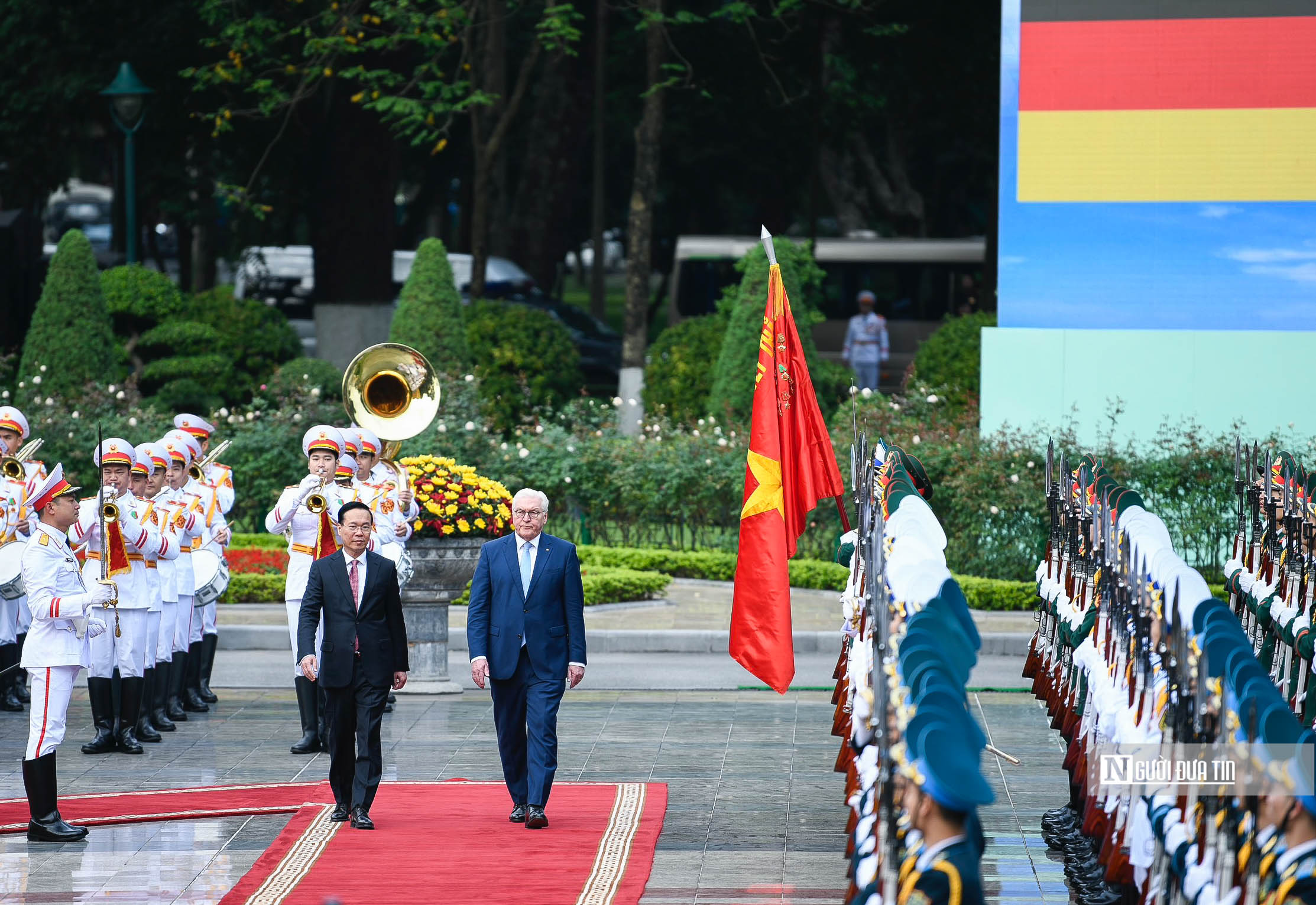 Tiêu điểm - Bắn 21 phát đại bác chào mừng Tổng thống Đức tới thăm Việt Nam (Hình 11).