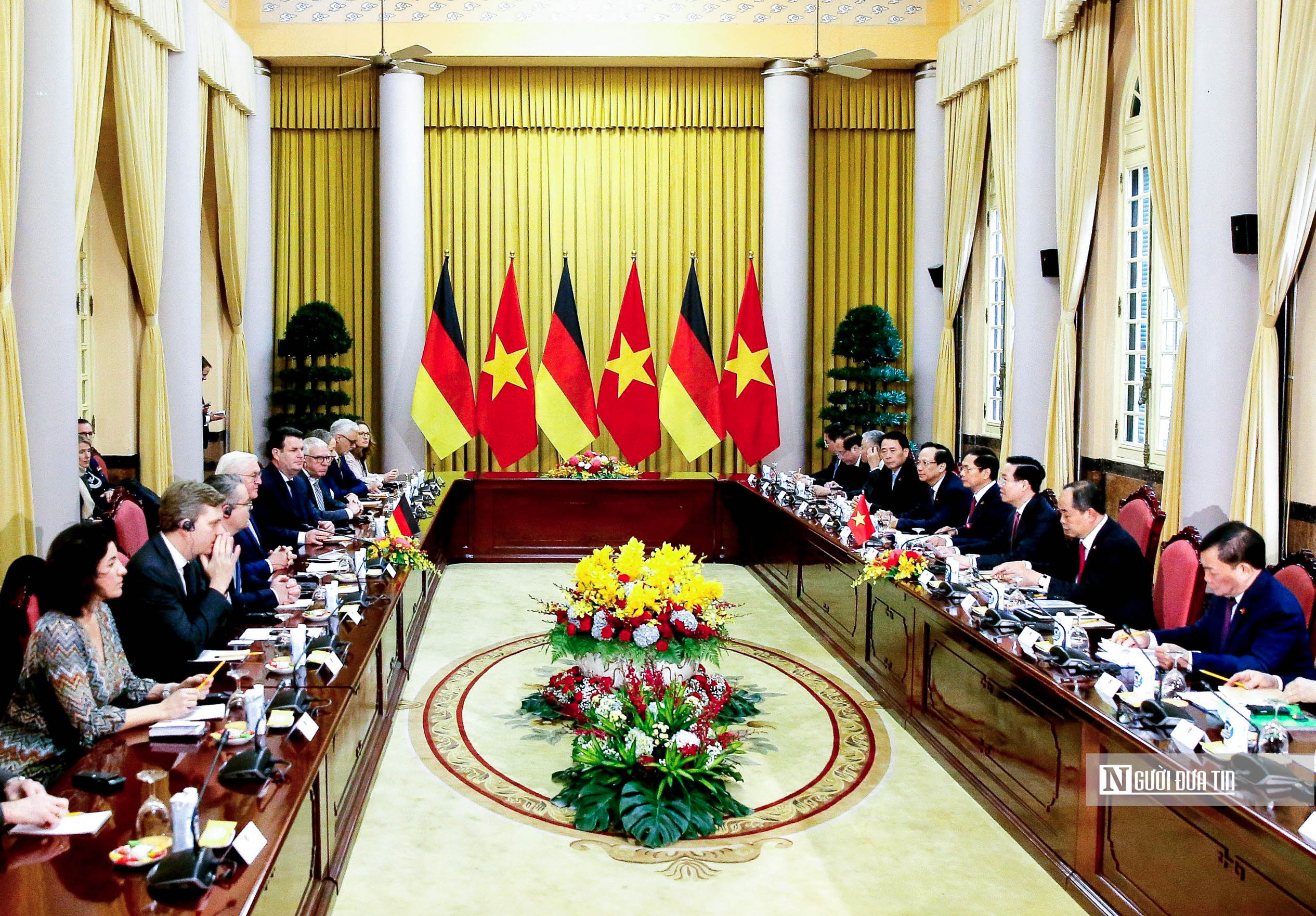 Tiêu điểm - Bắn 21 phát đại bác chào mừng Tổng thống Đức tới thăm Việt Nam (Hình 18).