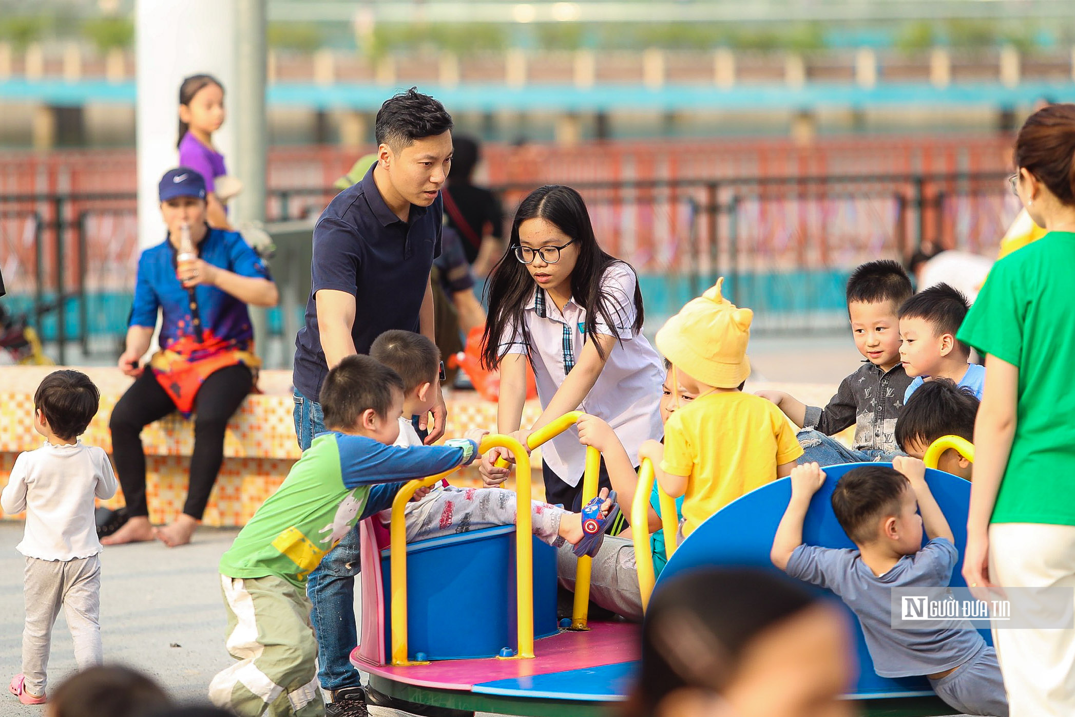 Dân sinh - Công viên Thiên văn học đón hàng nghìn người trong ngày đầu mở cửa (Hình 11).