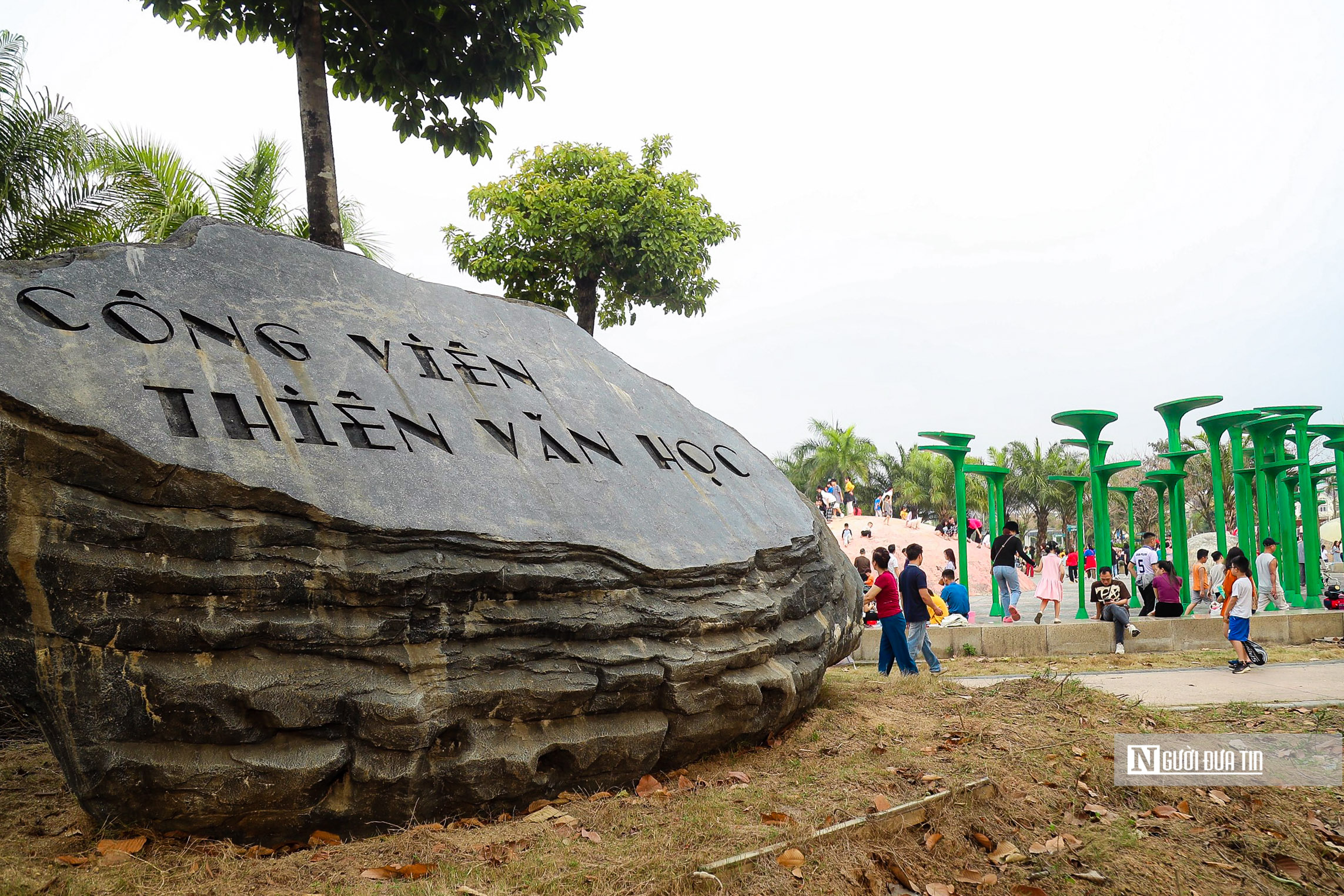 Dân sinh - Công viên Thiên văn học đón hàng nghìn người trong ngày đầu mở cửa (Hình 2).