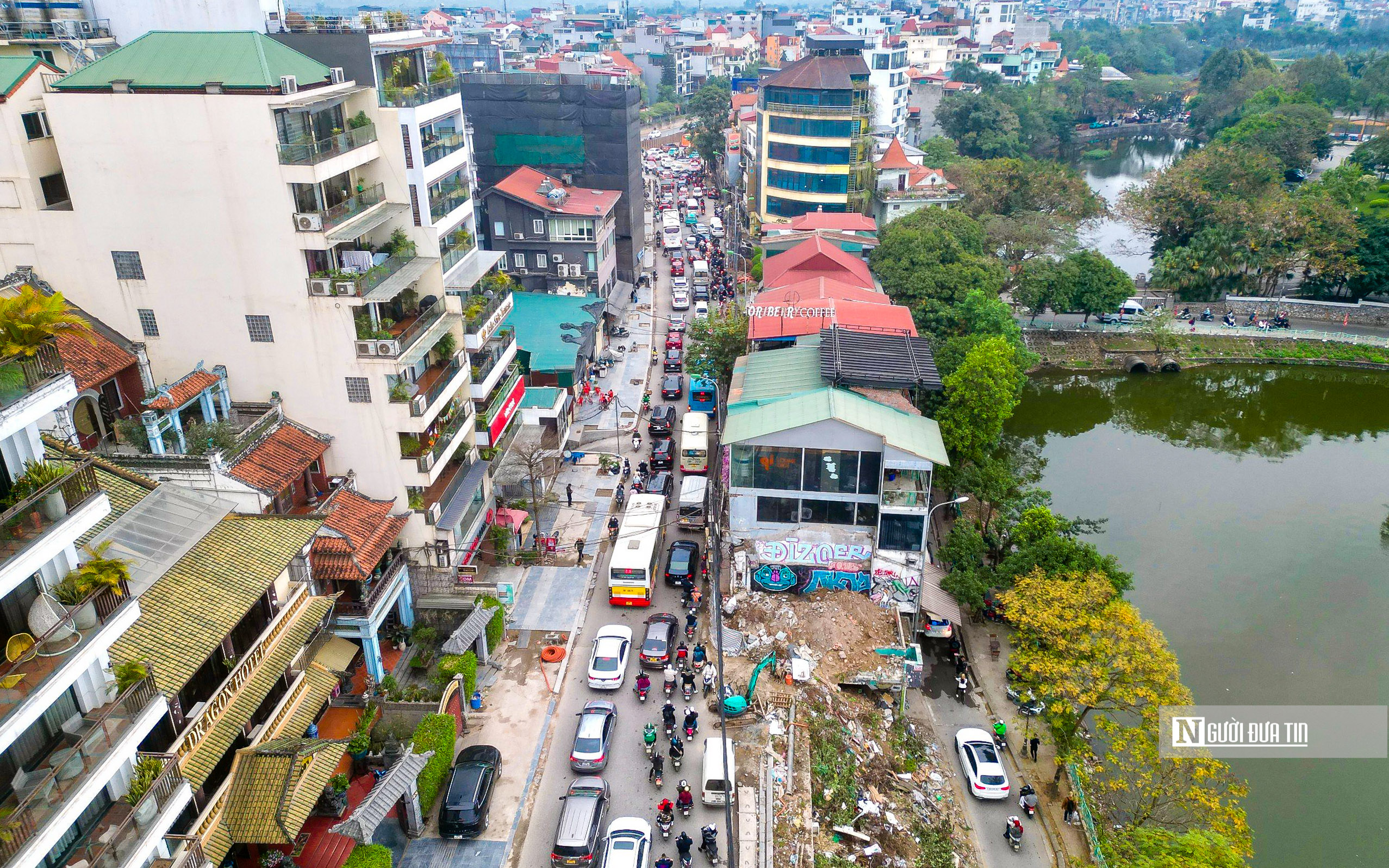 Dân sinh - Hà Nội: Tuyến đường hơn 1km làm 4 năm vẫn chưa mở rộng xong  (Hình 4).