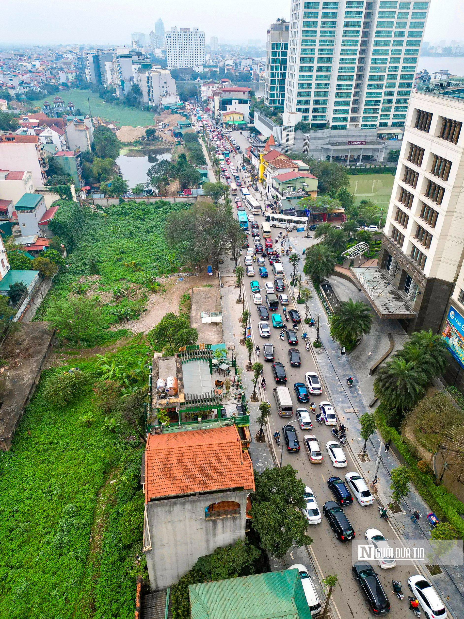 Dân sinh - Hà Nội: Tuyến đường hơn 1km làm 4 năm vẫn chưa mở rộng xong  (Hình 3).