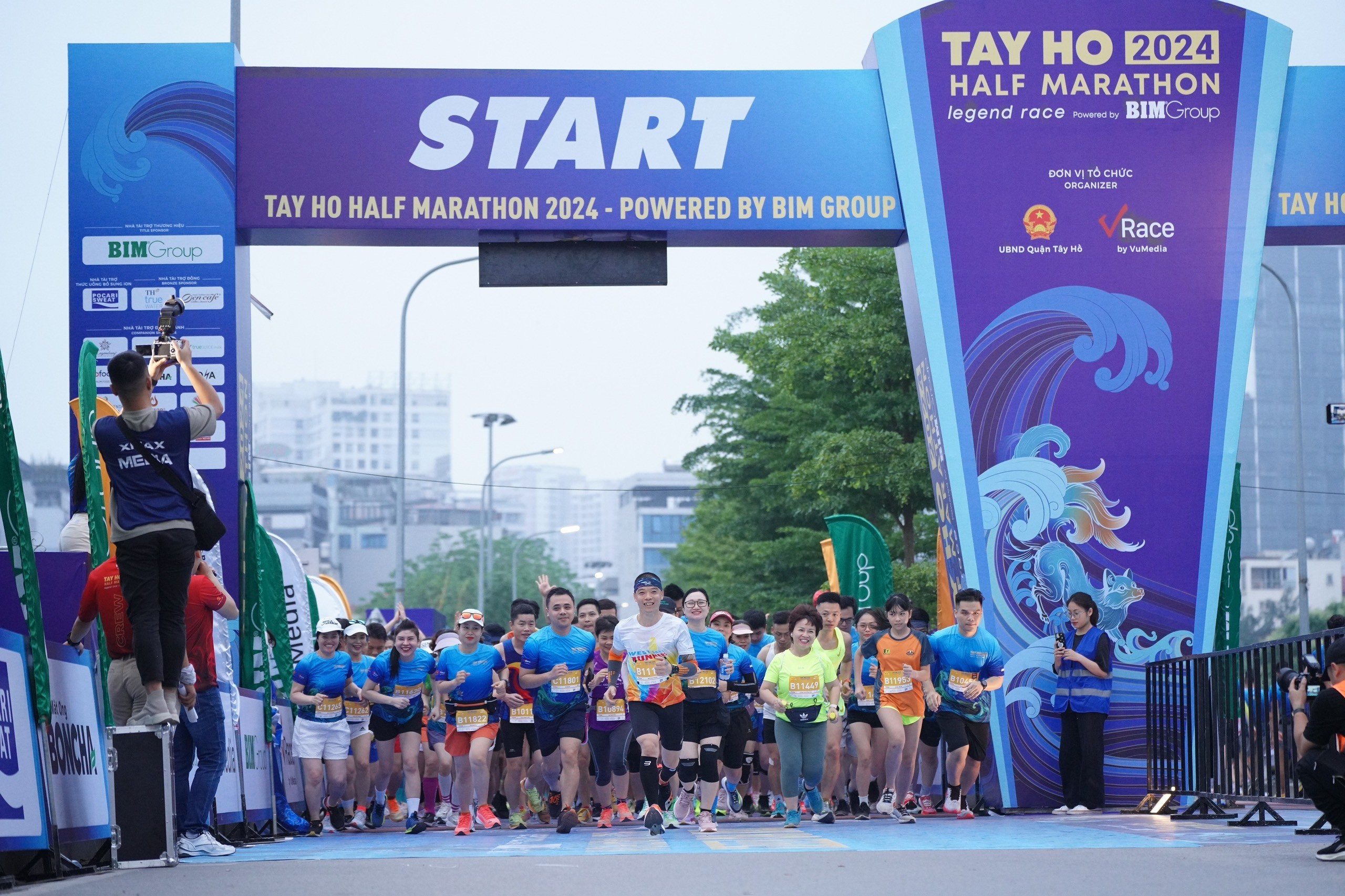 Thể thao - Hơn 10.000 VĐV tranh tài tại giải chạy bán marathon lớn nhất Việt Nam