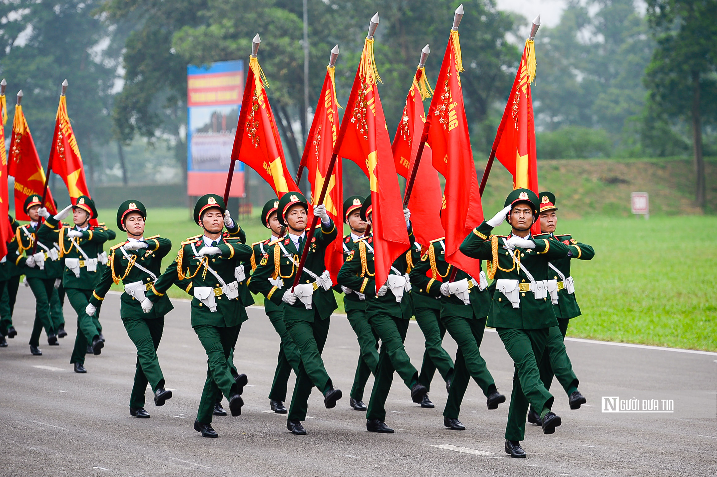 Sự kiện - Tổng duyệt diễu binh, diễu hành Lễ kỷ niệm Chiến thắng Điện Biên Phủ (Hình 9).