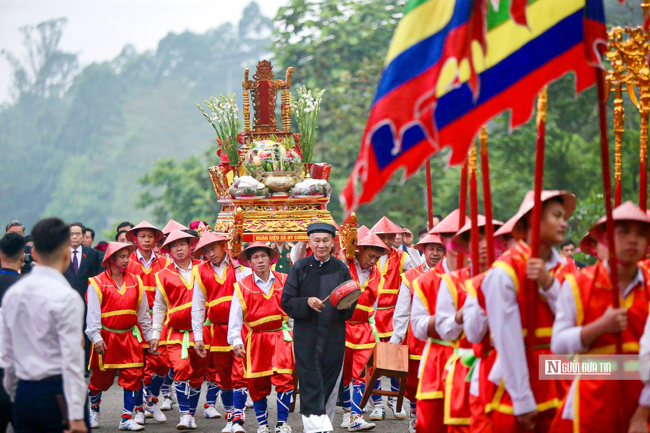 Tiêu điểm - Thủ tướng Phạm Minh Chính dâng hương giỗ Tổ Hùng Vương (Hình 5).