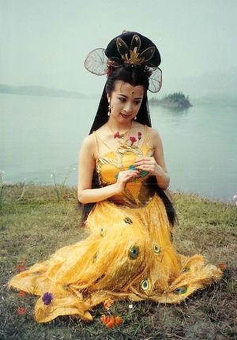 Ngôi sao - Đời tư ồn ào ít biết của công chúa đẹp nhất màn ảnh Tây Du Ký 1986