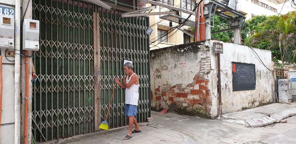 Dân sinh - Khung cảnh bình yên lạ thường sau 3 ngày xảy ra vụ  cháy ở Công ty Bóng đèn phích nước Rạng Đông (Hình 4).