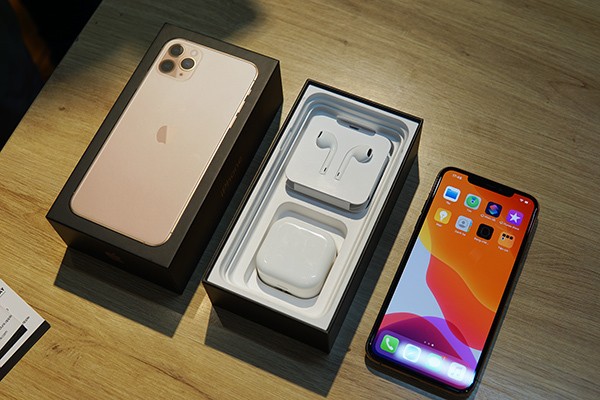 Sản phẩm - Giá iPhone 11 xách tay giảm mạnh 3 triệu đồng