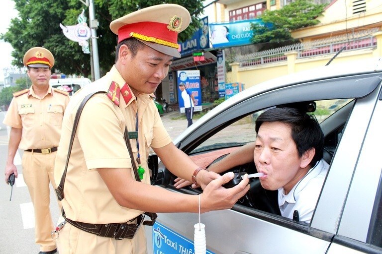 Tin nhanh - Ngày 29 Tết Canh Tý 2020: 23 người chết vì tai nạn giao thông (Hình 2).