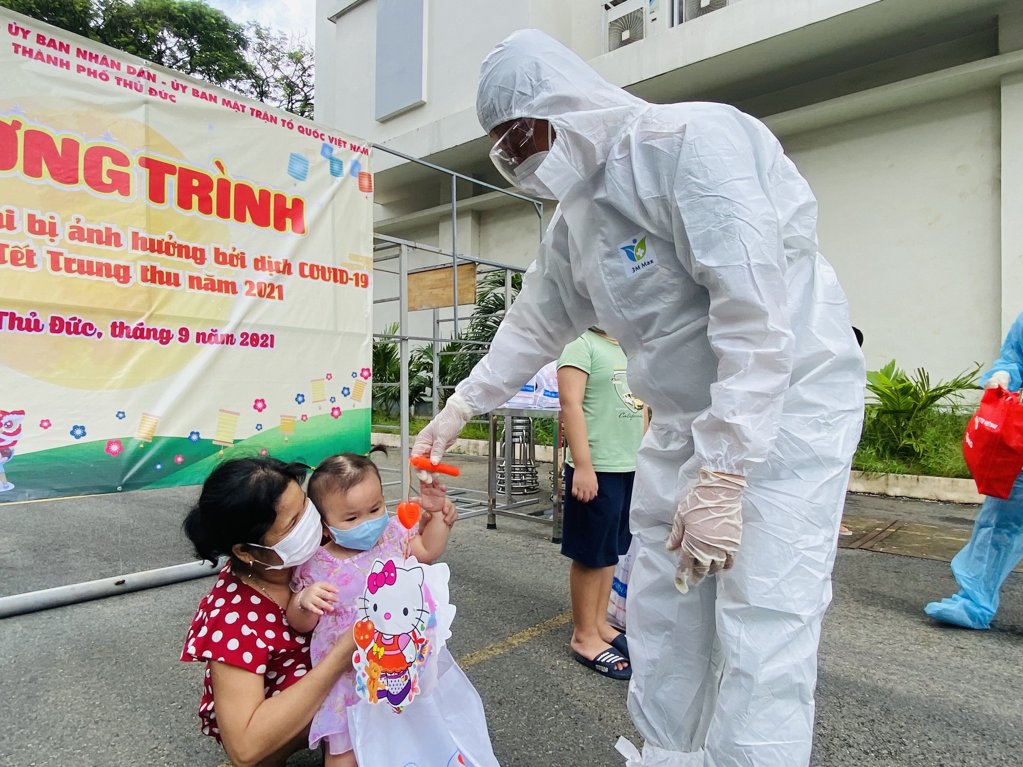 Quan điểm - Cần làm gì với trẻ em - nhóm đối tượng dễ bị tổn thương nhất do Covid?