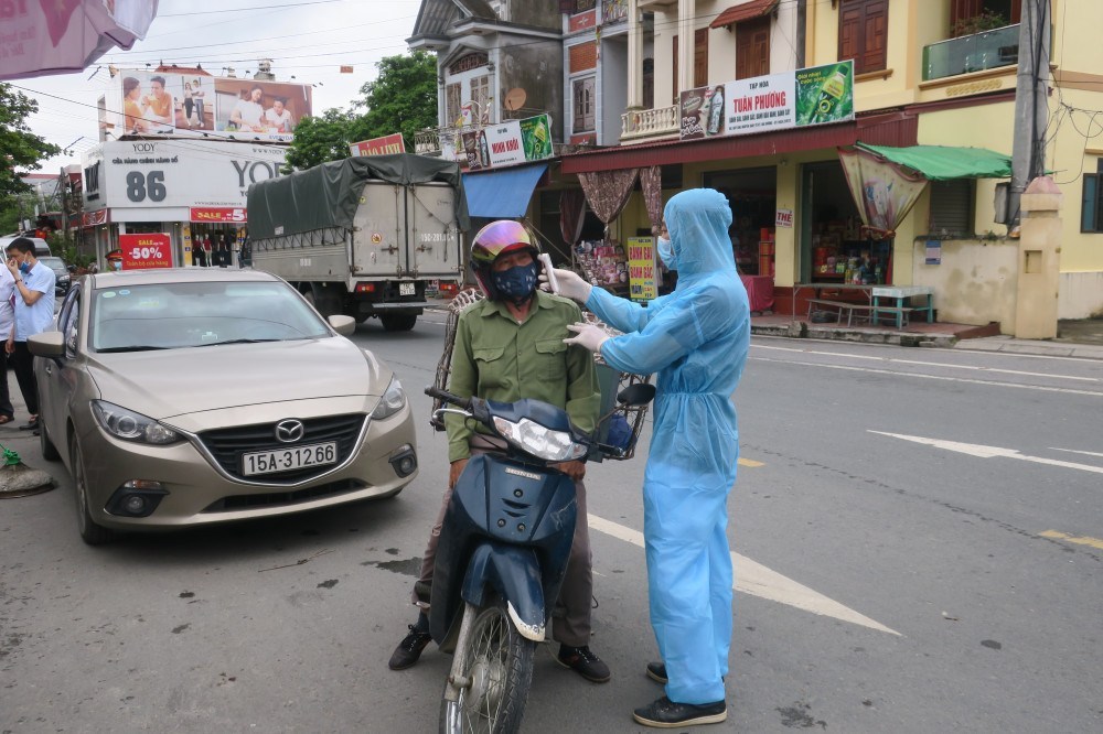 Tin nhanh - Yêu cầu quay đầu xe đối với những trường hợp từ vùng dịch của Hải Dương vào Hải Phòng