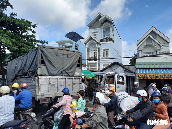 Tin nhanh - Tiềng Giang: 7 ôtô va chạm liên hoàn trên quốc lộ 1