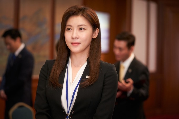 Ngôi sao - Mỹ nhân Ha Ji Won độc thân, giàu có ở tuổi 42 (Hình 3).