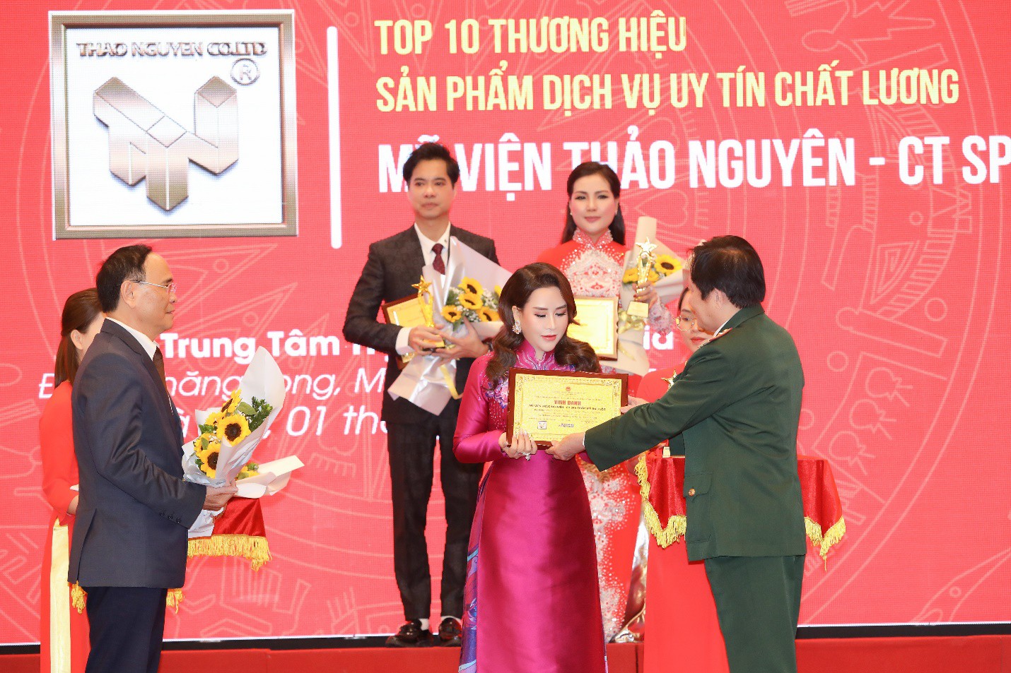 Cần biết - Mỹ viện Thảo Nguyên vinh dự nhận giải thưởng cao quý Top 10 thương hiệu (Hình 2).