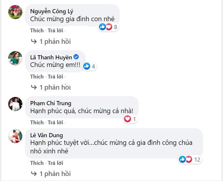 Giải trí - Bảo Thanh lần đầu lộ diện sau sinh, khoe ảnh hạnh phúc bên gia đình 'đủ nếp đủ tẻ' (Hình 2).