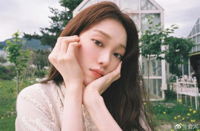 Giải trí - 'Mỹ nhân' Lee Sung Kyung bị đồn hẹn hò với nhân vật không thể ngờ sau chia tay Nam Joo Hyuk