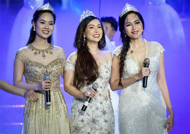 Giải trí - Hoa hậu Việt Nam thấp nhất lịch sử sau 33 năm đăng quang giờ ra sao? (Hình 2).