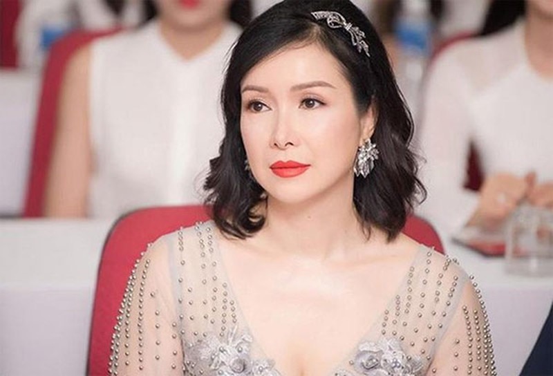 Giải trí - Hoa hậu Việt Nam thấp nhất lịch sử sau 33 năm đăng quang giờ ra sao? (Hình 5).