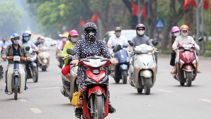 Xã hội - Dự báo thời tiết ngày 11/7/2022: Miền Bắc ngày nắng hầm hập, đêm có mưa