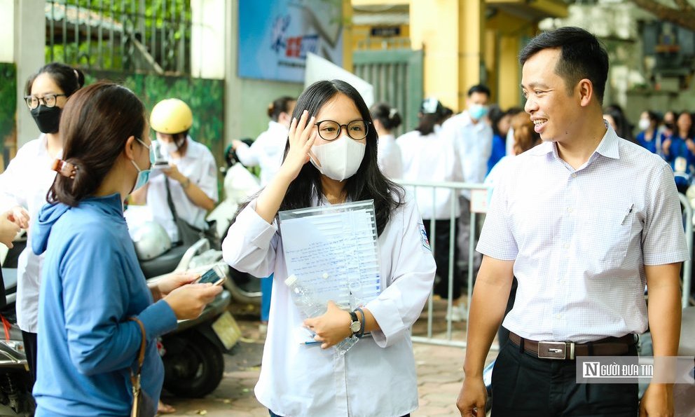 Giáo dục - Chuyên gia 'mách nước' cân nhắc không vội 'chốt' nguyện vọng xét tuyển