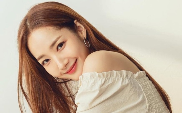 Giải trí - Nữ diễn viên Park Min Young chia tay bạn trai đại gia 'tiền ảo' (Hình 2).