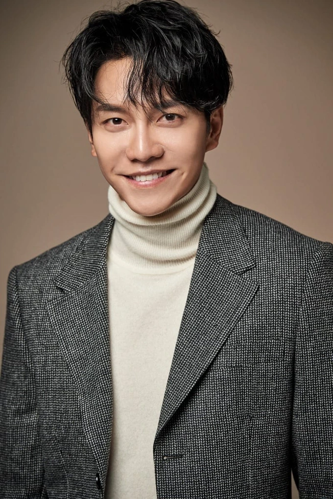 Giải trí - 'Hoàng tử Kpop' Lee Seung Gi bị quỵt lương suốt 18 năm (Hình 2).