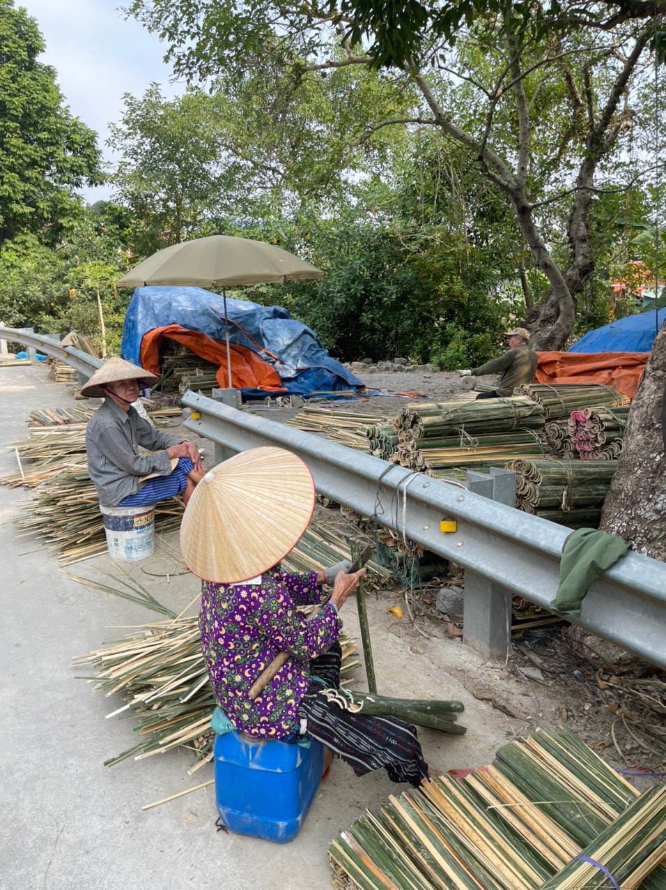 Dân sinh - Hối hả làng hương Quảng Phú Cầu những ngày giáp Tết (Hình 2).