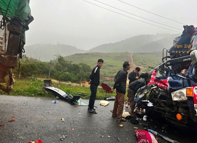 Xã hội - Bản tin 26/2: Hàng trăm héc-ta mía của nông dân bị cháy (Hình 2).