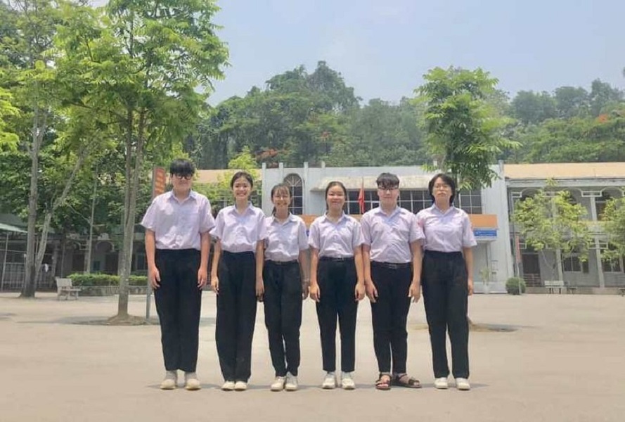 Xã hội - Bản tin 8/5: Học sinh “trường làng” chinh phục giải Toán quốc tế