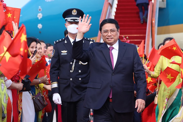 Tiêu điểm - Thủ tướng Phạm Minh Chính tới Bắc Kinh, bắt đầu thăm chính thức Trung Quốc và dự Diễn đàn Kinh tế thế giới