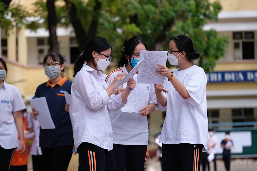 Giáo dục - Mùa 'vượt vũ môn' vào lớp 10 Hà Nội: Trượt công lập và bài toán 'ai cũng được học hành'