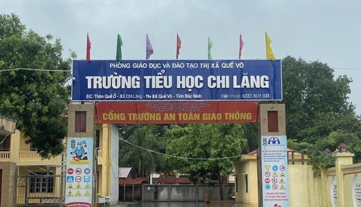 Xã hội - Bản tin 17/10: Yêu cầu xác minh phản ánh lạm thu đầu năm học 2023-2024