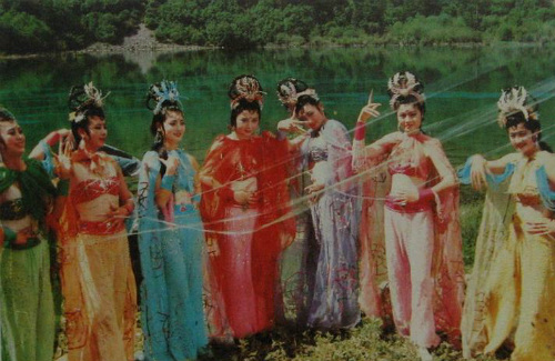 Giải trí - Cảnh nóng duy nhất trong Tây Du Ký 1986 đã “lừa” khán giả như thế nào? (Hình 3).