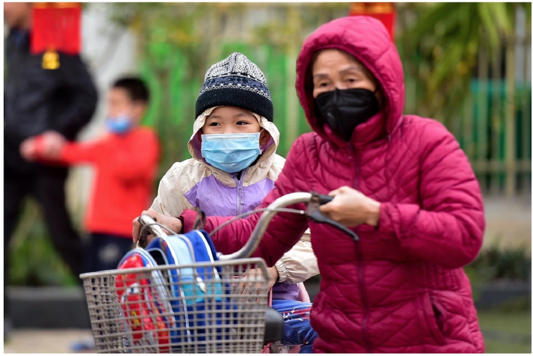 Xã hội - Bản tin 22/1: Hà Nội sẽ cho học sinh mầm non, tiểu học nghỉ học nếu nhiệt độ dưới 10°C