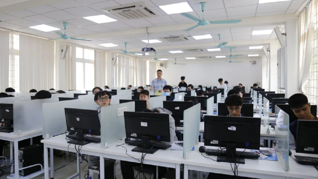 Xã hội - Bản tin 14/3: Một trường đại học tuyển sinh gần 18.000 chỉ tiêu đại học