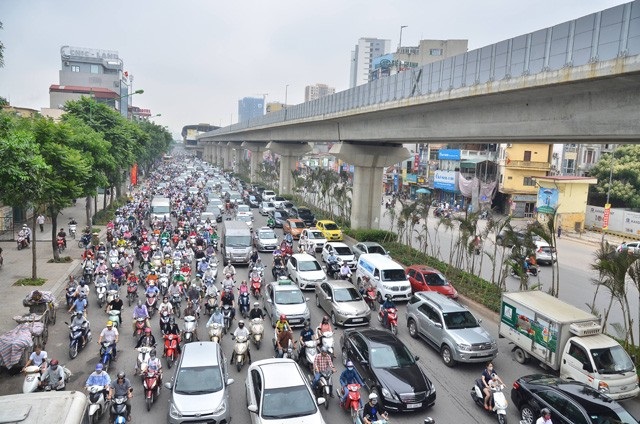 Tin nhanh - Xây dựng làn đường ưu tiên cho xe buýt: Liệu có khả thi?