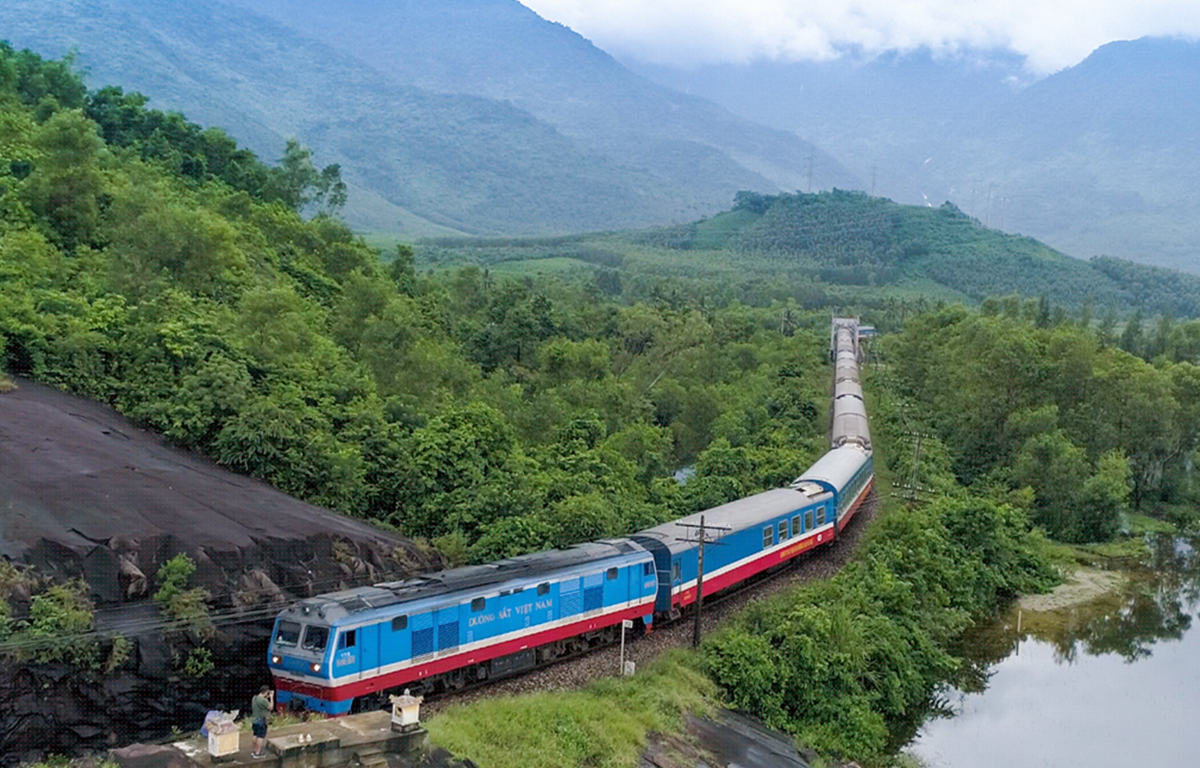 Đầu tư -  Quy hoạch tuyến đường sắt Lào Cai - Hà Nội - Hải Phòng 100.000 tỷ: Bộ GTVT nói gì?