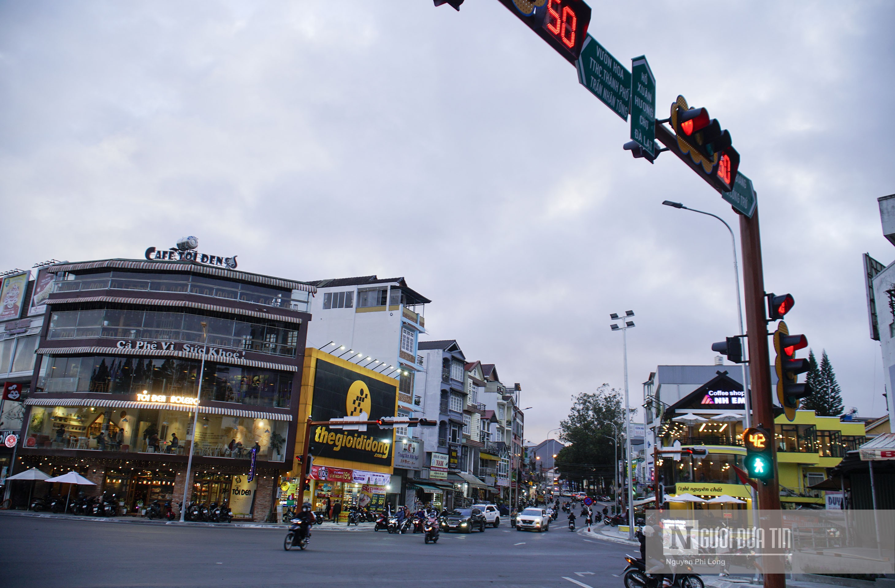 Dân sinh - Tp.Đà Lạt không còn sở hữu danh hiệu 'thành phố không đèn giao thông' (Hình 8).