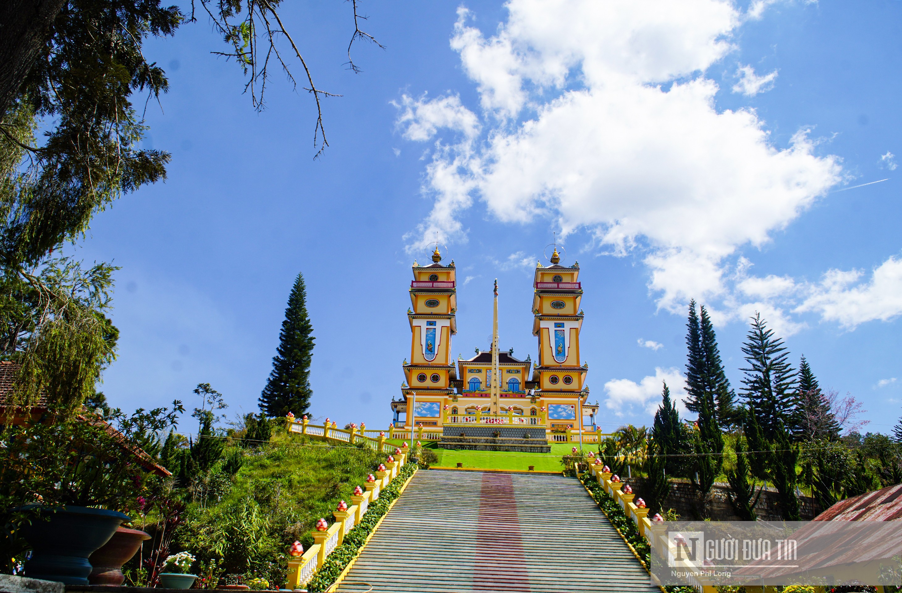 Văn hoá - Khám phá vẻ đẹp của Thánh thất Cao Đài trên cao nguyên Lâm Viên (Hình 5).