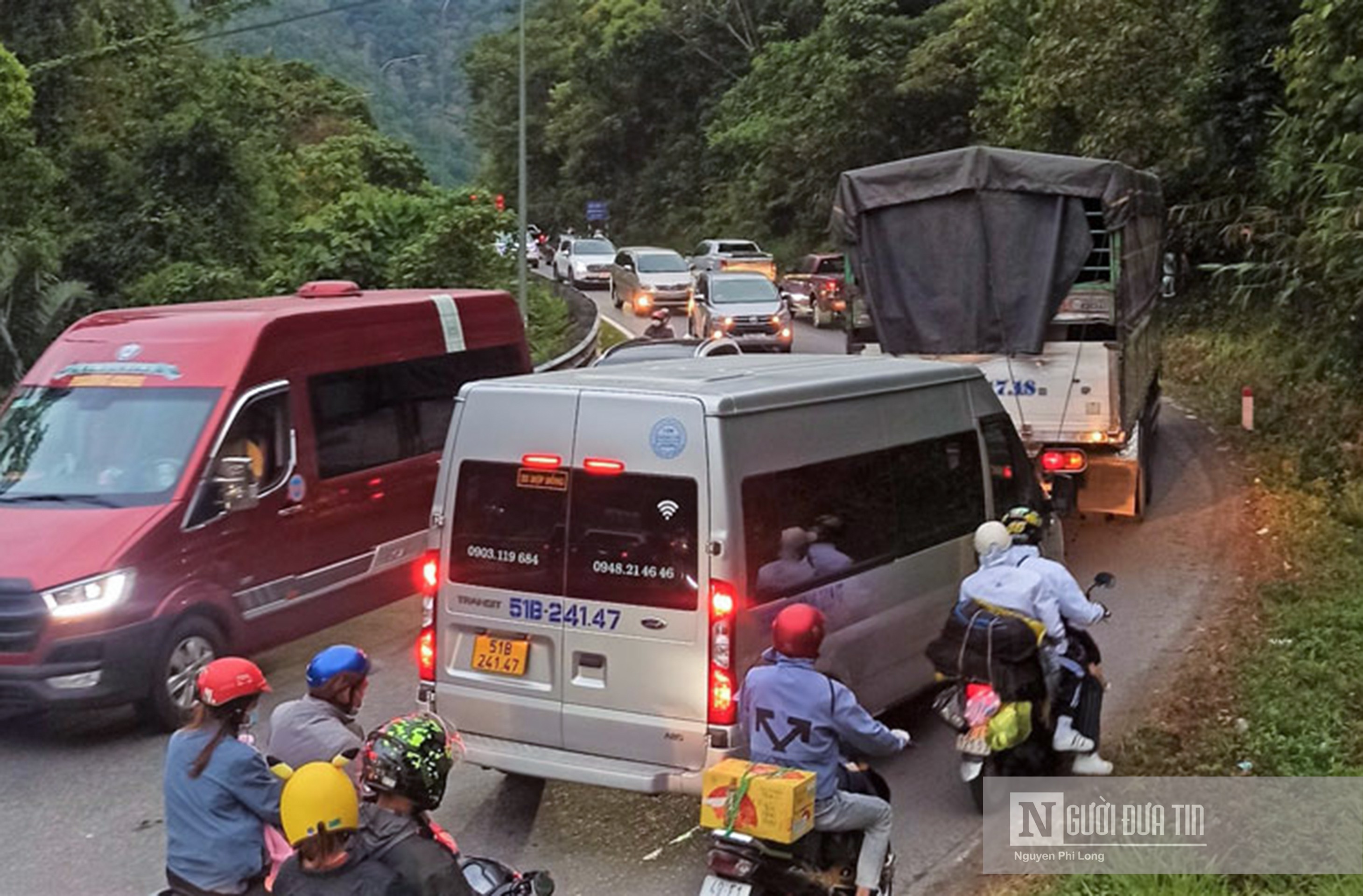 Dân sinh - Những dòng xe nối đuôi nhau rời tỉnh Lâm Đồng sau kỳ nghỉ Tết (Hình 6).