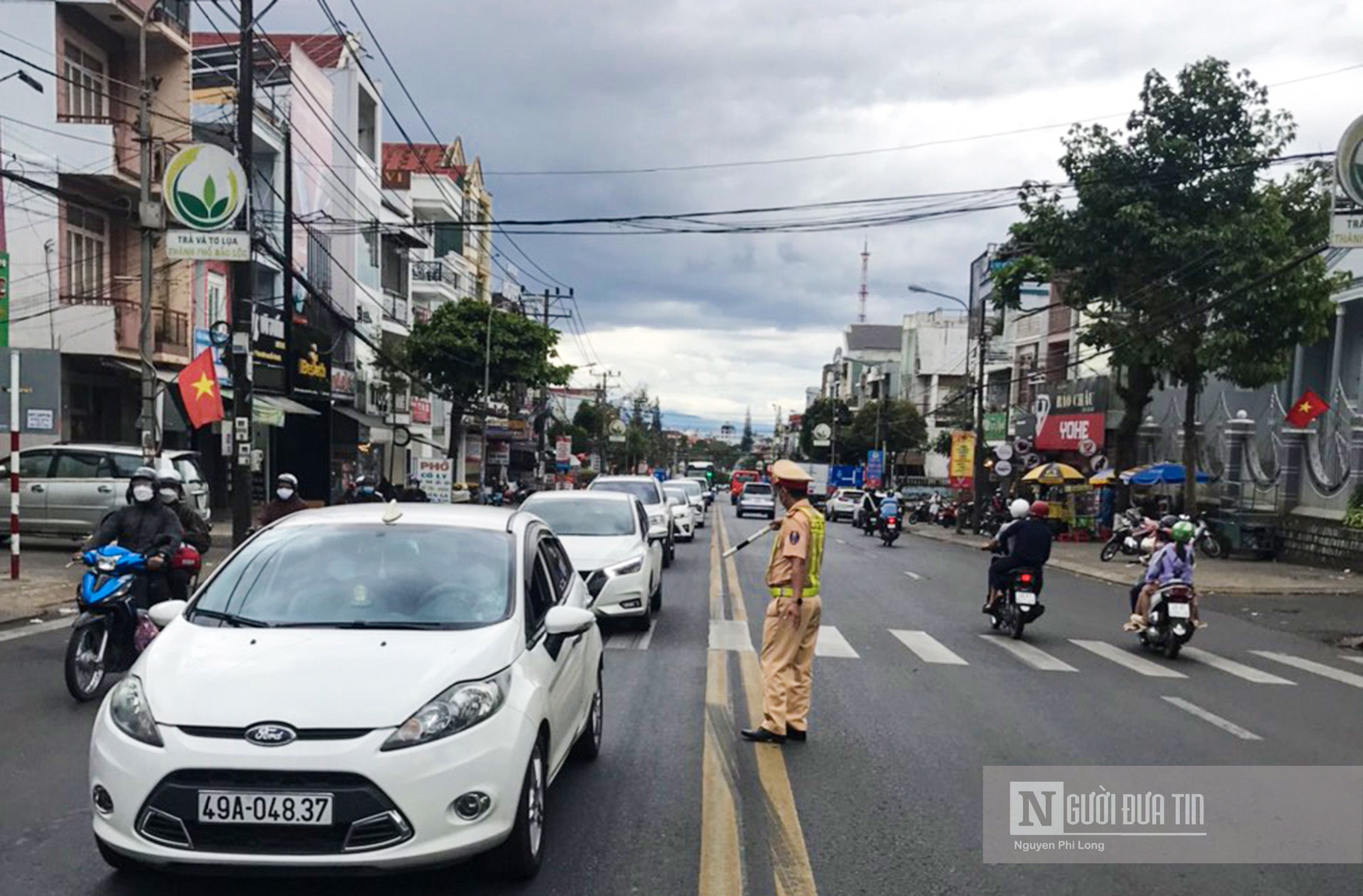 Dân sinh - Những dòng xe nối đuôi nhau rời tỉnh Lâm Đồng sau kỳ nghỉ Tết