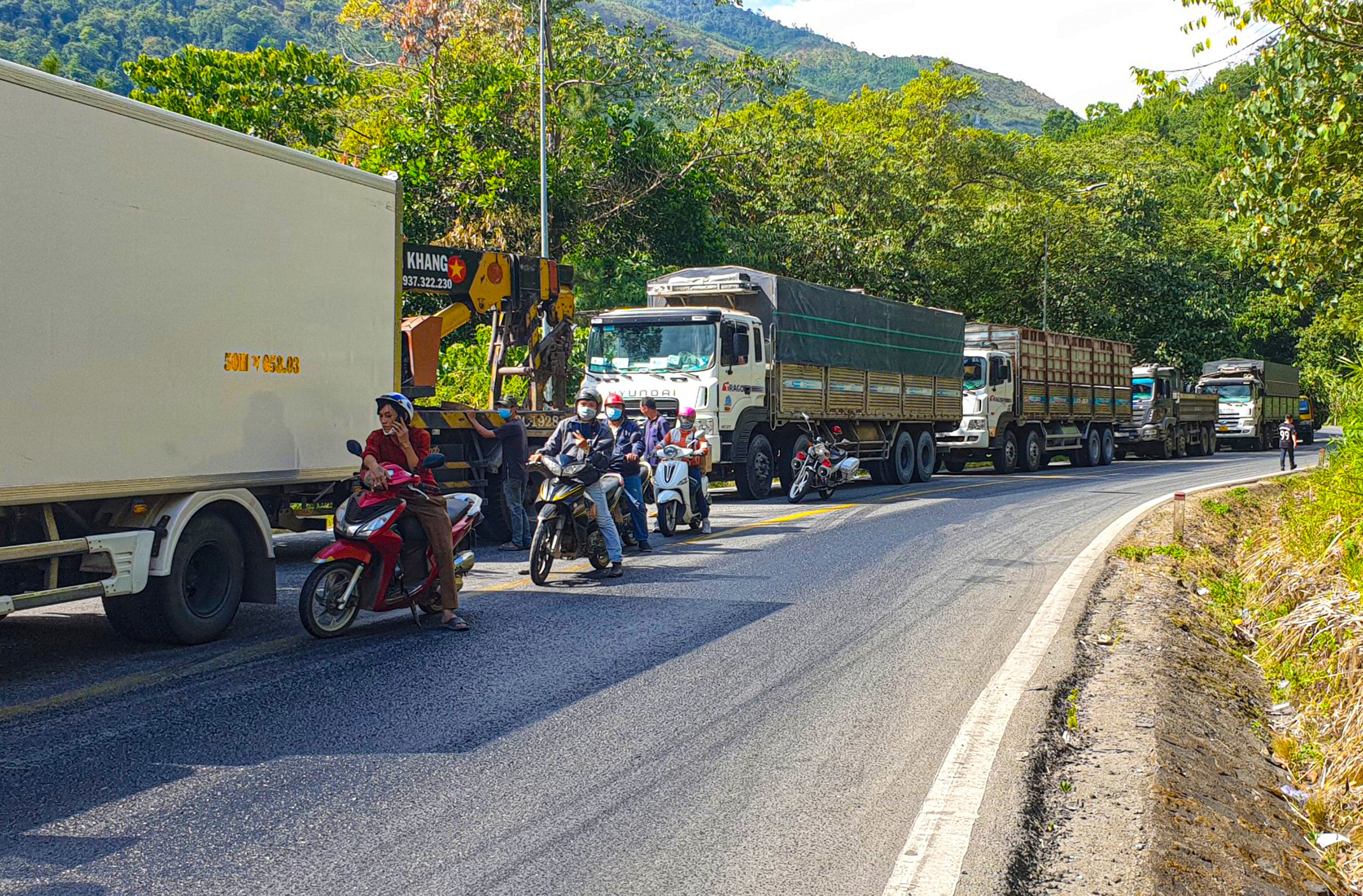 Sự kiện - Lâm Đồng: Cấm xe tải từ 20 tấn trở lên qua đèo Bảo Lộc dịp lễ 30/4 và 1/5 (Hình 2).