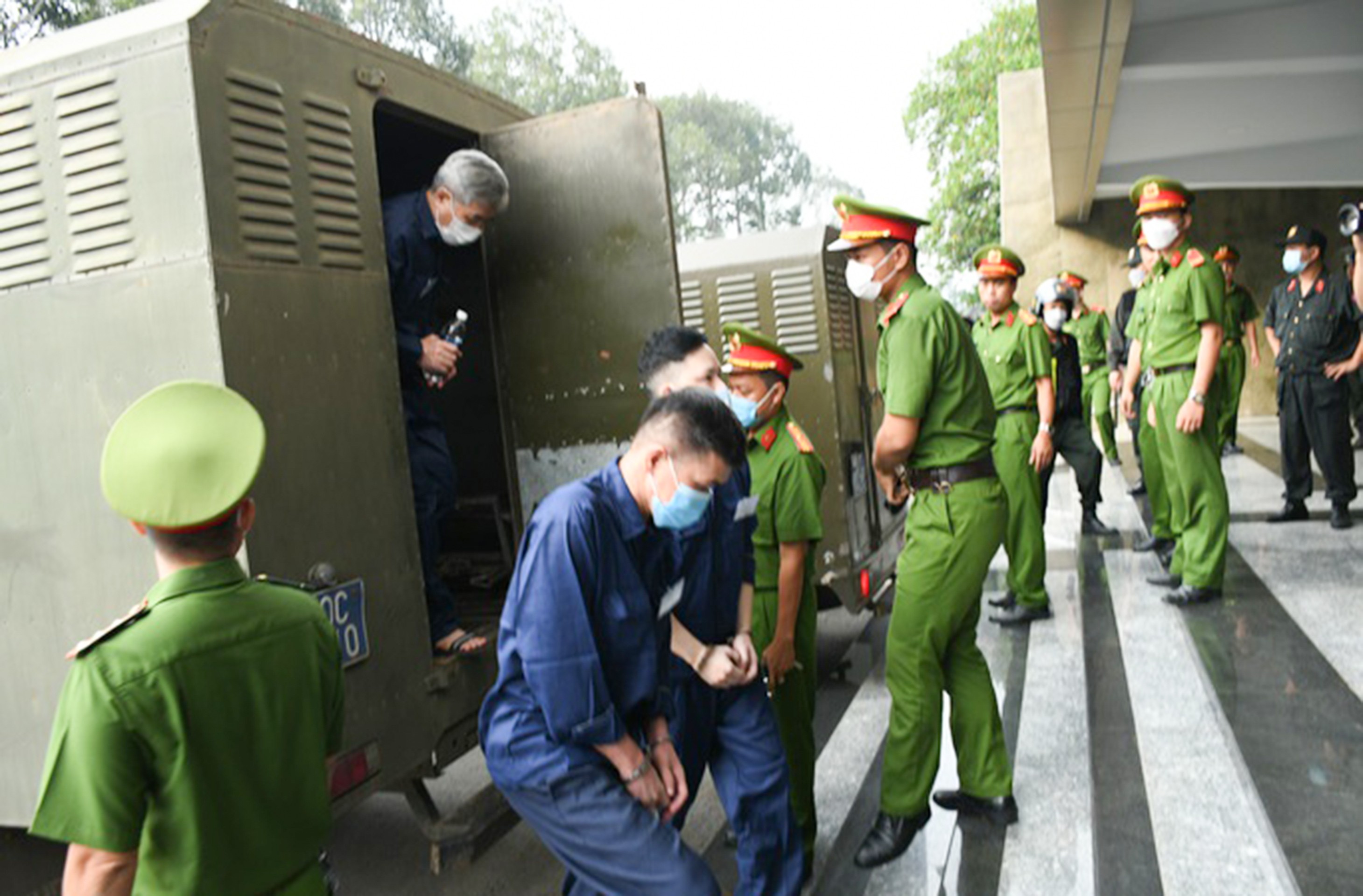 Hồ sơ điều tra - Thắt chặt an ninh phiên xét xử vụ buôn lậu xăng dầu lớn nhất Đồng Nai (Hình 5).